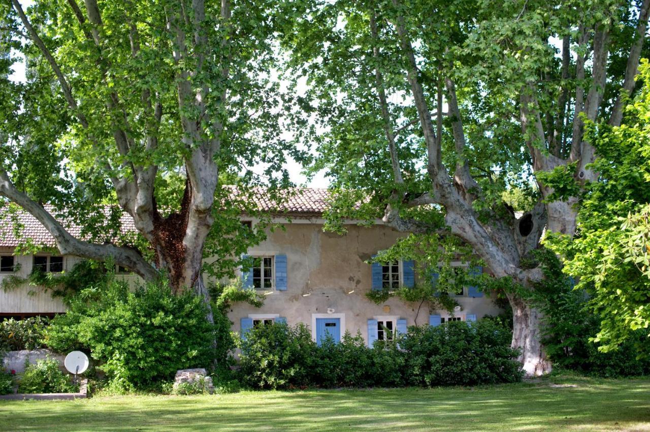 Le Cabanon Villa Le Thor Kültér fotó