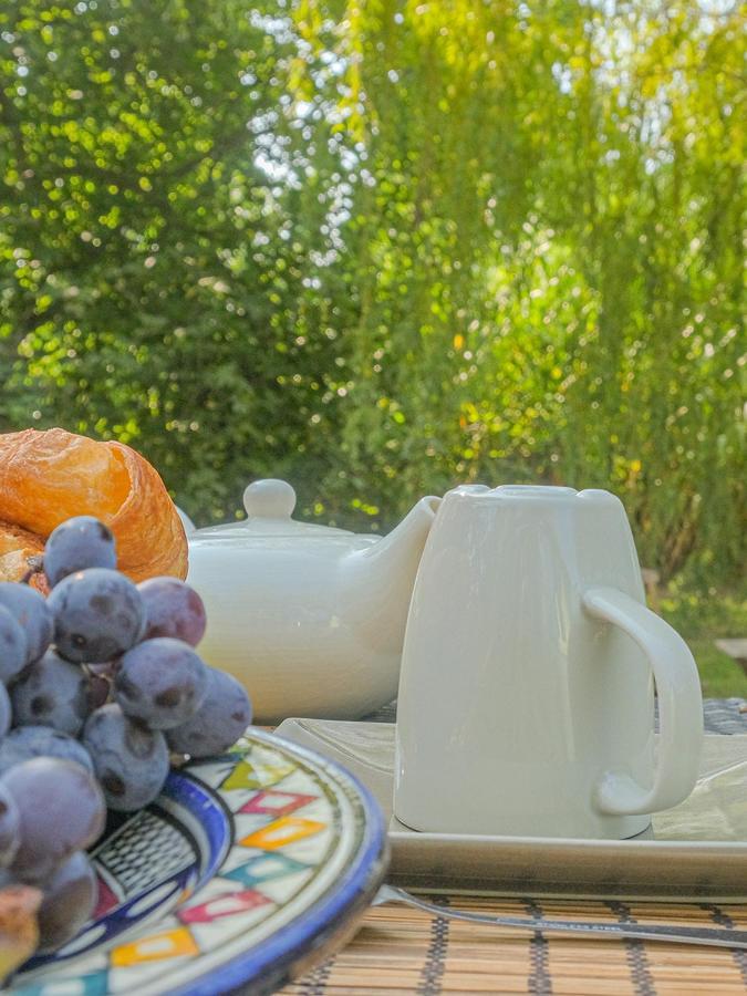 Le Cabanon Villa Le Thor Kültér fotó